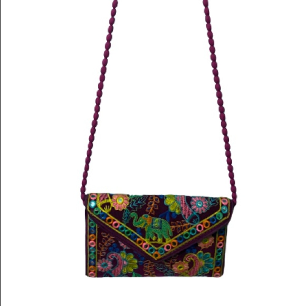 Vintage Indian Rajasthani hand embroidered cross body purse w/ mirror inlay